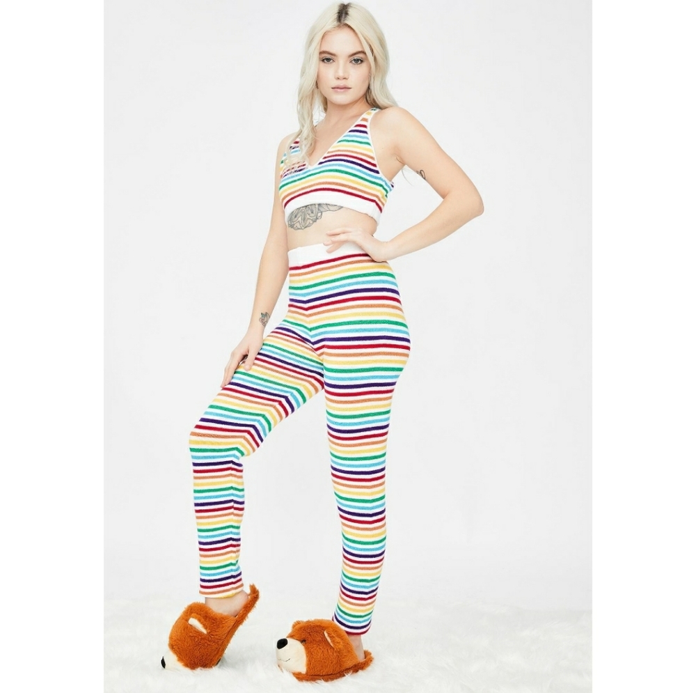 NWT Knitty Kitty Rainbow Stripe Knit Leggings